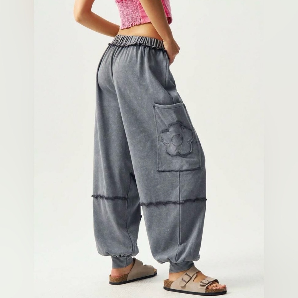 Gray Floral Women's Pants - Picture 2 of 9